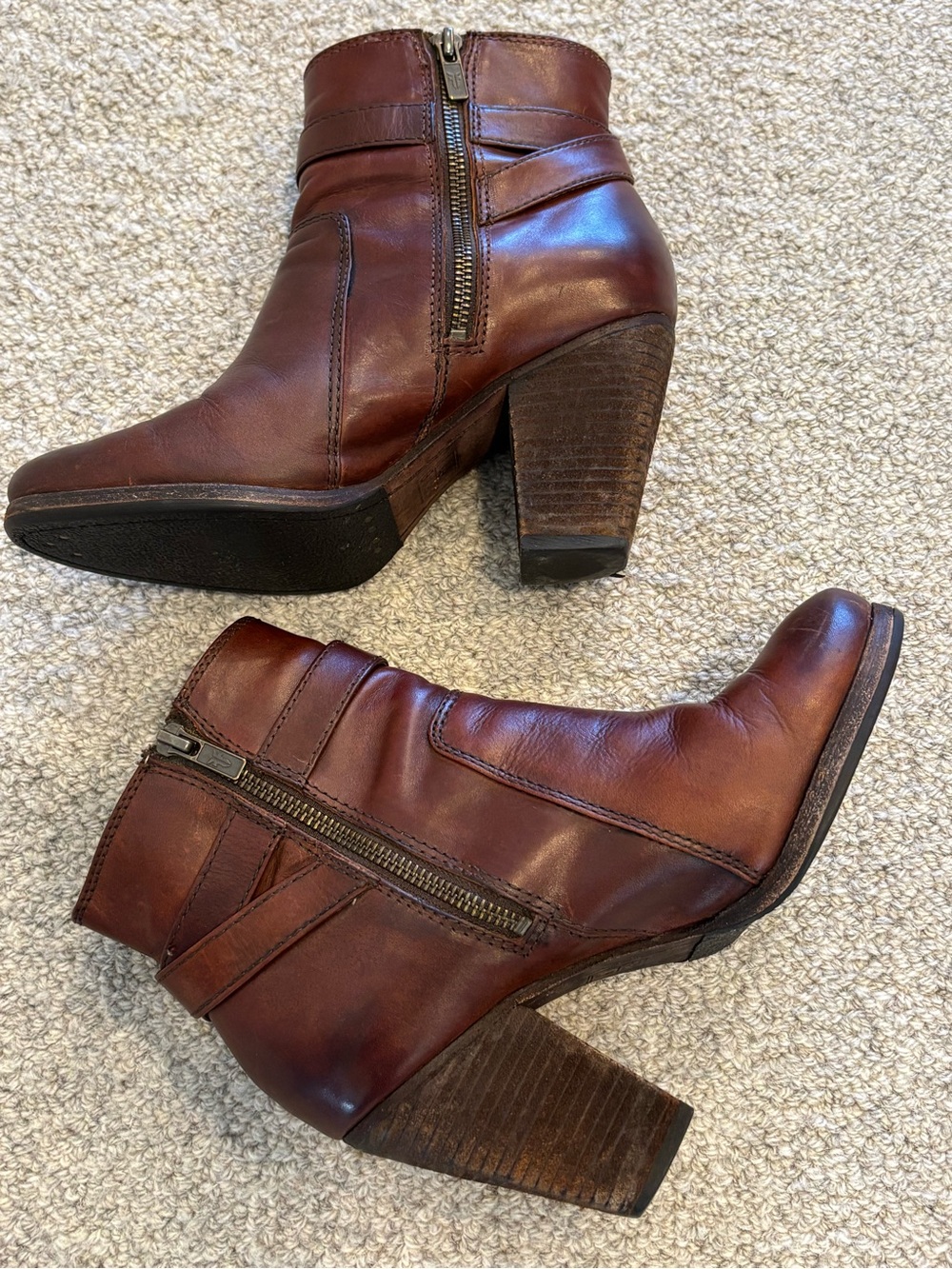 Frye Patty Redwood Leather Ankle Boots | Size 7.5M - Picture 7 of 16